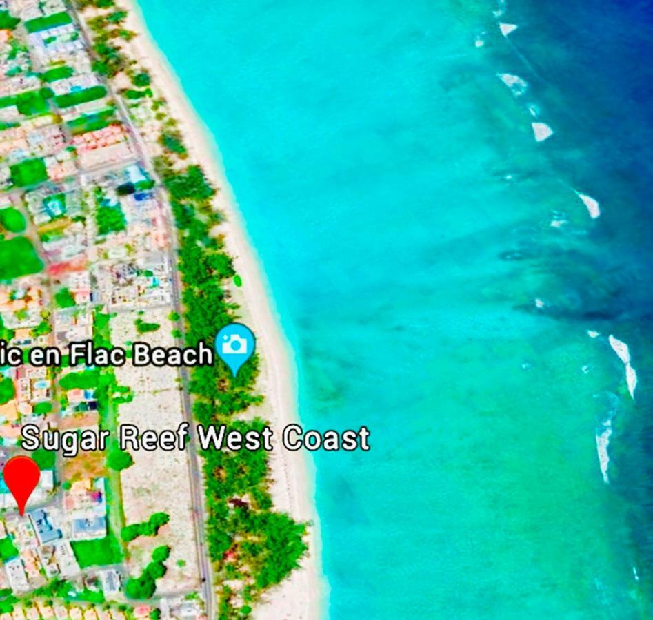 Sugar Reef West Coast Lägenhet Flic-en-Flacq Exteriör bild